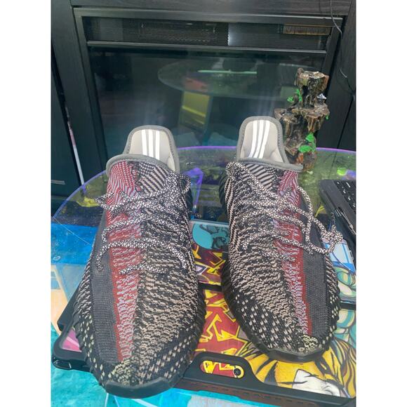 Yeezy Boost 350 Non-Reflective Yechiel - Picture 3 of 6